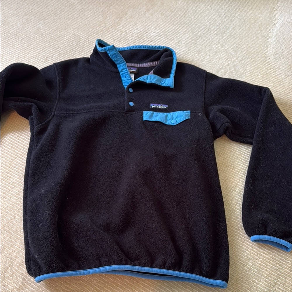 Patagonia Black Fleece Pullover with Blue Trim